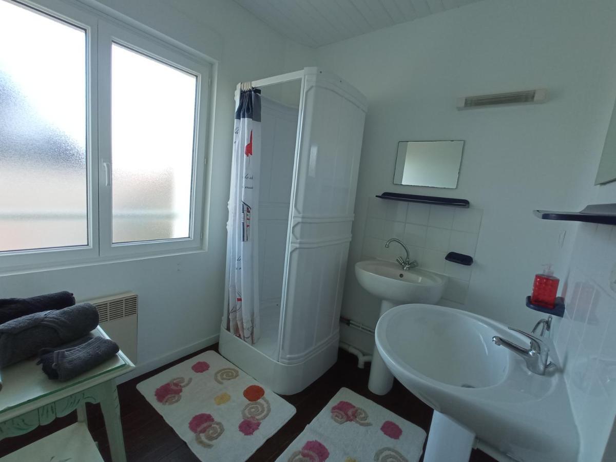 Gite La Mer, 50M De La Mer Saint-Germain-sur-Ay Екстериор снимка